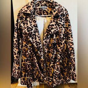 EUC Madmodéle! Chic Leopard Print Pea Coat with Silk Lining! Size Small